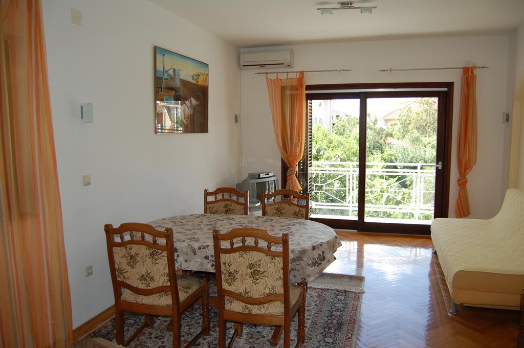Apartments Bojanic Vodice Oda fotoğraf