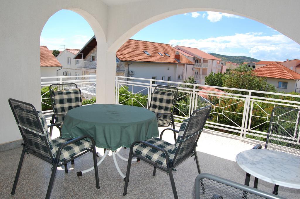 Apartments Bojanic Vodice Oda fotoğraf